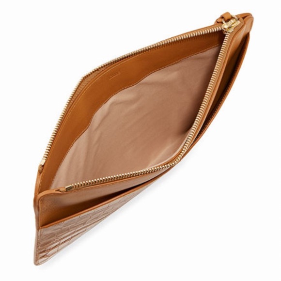 CHLOE IPAD POUCH IN CROC 🐊 EMBOSSED AND SMOOTH LEATHER AUTUMNAL BROWN - Picture 3 of 13